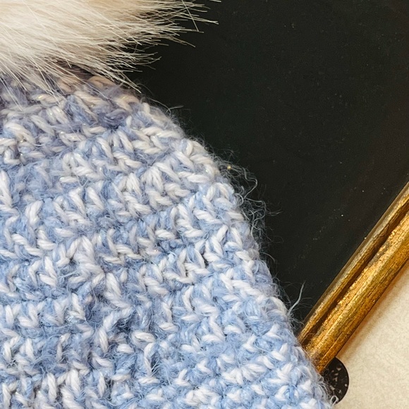 Hand-Crocheted Winter Beanie Hat with White Faux Fur Pom - Picture 5 of 10